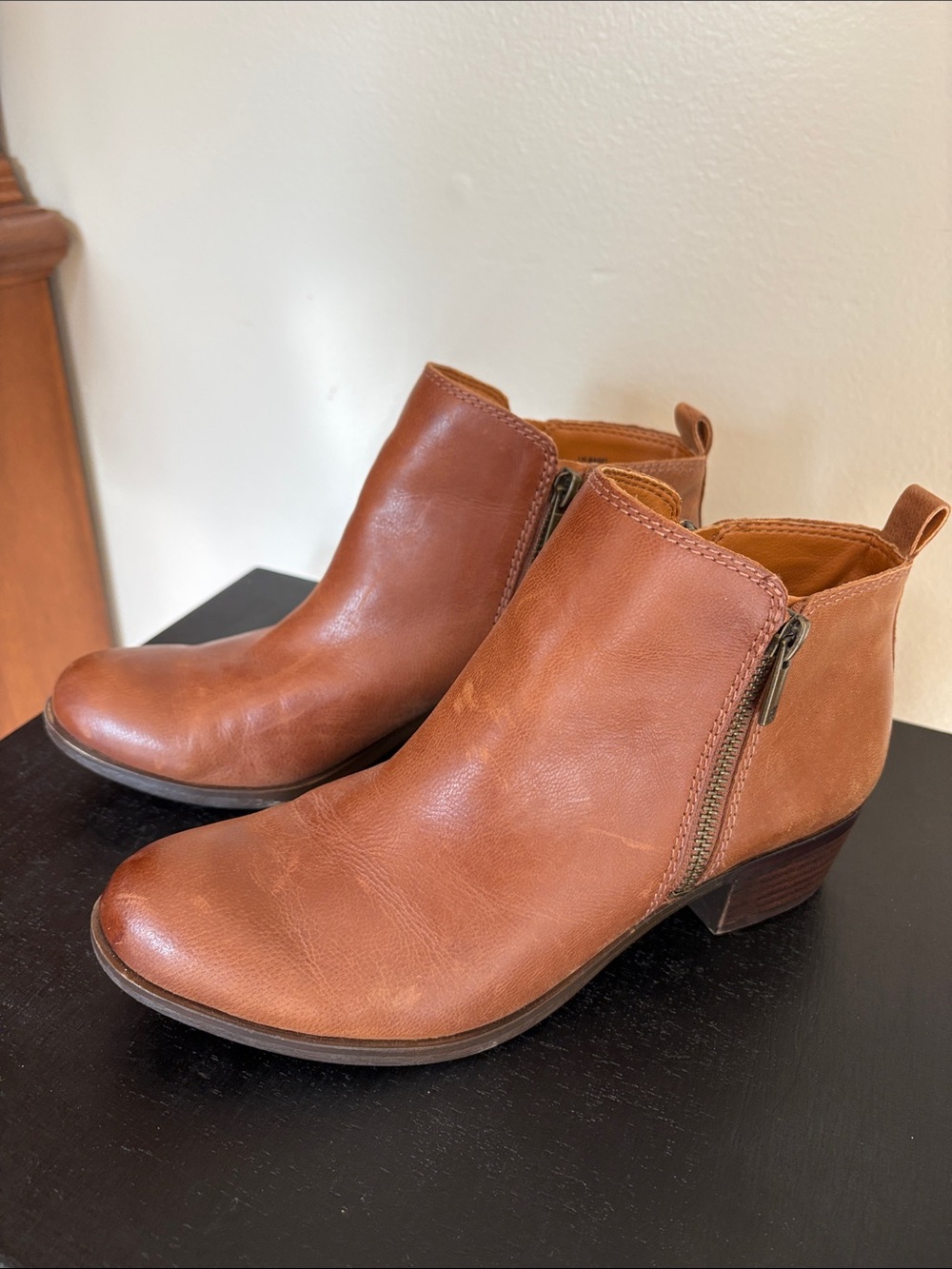 Lucky Brand Basel Leather Ankle Booties Cognac Brown Size 7.5